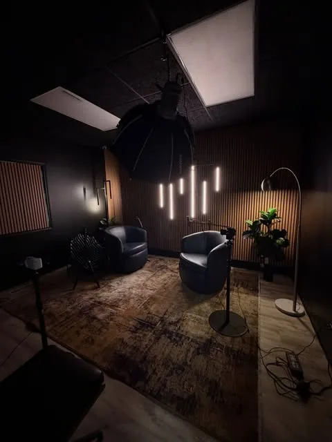 The Hickory Hills studio set with chairs and pendant lights